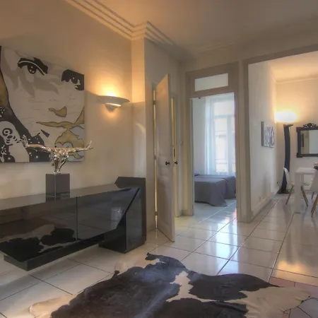 Livia Croisette Ouest